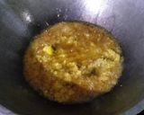 Foto langkah ke 5 dari resep Ayam Goreng Serundeng Memakai Ampas Kelapa.