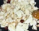 A picture of step 2 of Masala cabbage.