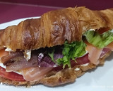 Foto del paso 3 de la receta: Croissant y ahumados