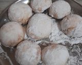 A picture of step 1 of Stuffed Mushrooms 🍄.