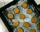 Foto langkah ke 4 dari resep Cinnamon Biscuits.