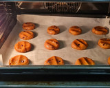 Foto del paso 4 de la receta: Galletas de crema Lotus y pepitas de chocolate