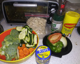 Foto del paso 1 de la receta: Pollo en tiras con vegetales