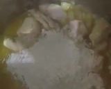 Foto langkah ke 2 dari resep Cream soup KFC masak magiccom.