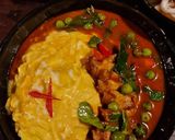 รูปขั้นตอนการทำที่ 1 ของ ข้าวไข่ข้นพะแนงหมูกรอบ