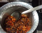 A picture of step 1 of Kheema Bhaji.