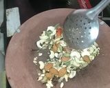 A picture of step 4 of Thandai powder & thandai.