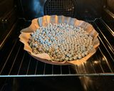 Foto del passaggio 3 della ricetta Crostata al Cocco e Cioccolato