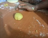A picture of step 4 of Home made meat pie.