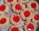 Foto langkah ke 6 dari resep Thumbprint cookies/ kue ibu jari no oven no mixer.