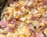 Foto del paso 3 de la receta Huevos con jamón y queso