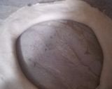A picture of step 2 of Omelet with lachadar paratha.