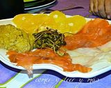 Foto del paso 3 de la receta Ensalada de pescados ahumados, alcaparras, naranjas y guacamole