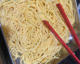 Foto langkah ke 1 dari resep Spaghetti Aglio e Olio.