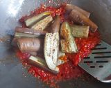 Foto langkah ke 3 dari resep Terong sambal tomat.