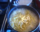 A picture of step 3 of Pasta (Linguine) zucchine e capperi.