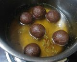 A picture of step 6 of Bread Gulab Jamun.