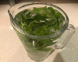 Foto del paso 1 de la receta: Agua alcalinizante detox