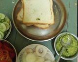 ક્લબ વેજી ફ્રુટ સેન્ડવિચ (Club Veggie Fruit Sandwich Recipe In Gujarati) રેસીપી સ્ટેપ1ફોટો