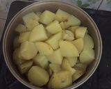 Foto langkah ke 1 dari resep Skutel Kentang isi sayur.