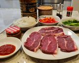 Foto del paso 1 de la receta: Filetes de ternera en salsa de pimientos verdes y rojos