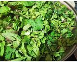 A picture of step 2 of Kabab wali Chutney (coriander and mints ki chutney).