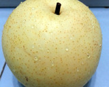 A picture of step 1 of Snow Pear In Pork Soup.