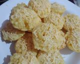 Foto langkah ke 5 dari resep Cheese Custard Muffin.