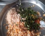 A picture of step 5 of Stuffed Palak Paratha.