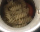 Foto del paso 1 de la receta: Tornillitos con tomate y champiñones BLW