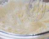 A picture of step 8 of Delicious Victoria Sandwich Cake.