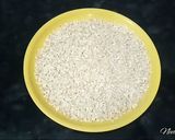 A picture of step 1 of Masala Veg Oats.