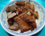 Hình bước làm 3 của món Thịt heo áp chảo ngũ vị