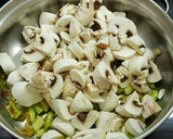 Foto del paso 1 de la receta: Champiñon en salsa