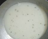 Foto langkah ke 3 dari resep Mushroom soup with garlic bread.