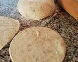 Foto del paso 2 de la receta: Tapas de empanadas de harina y salvado