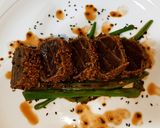 Foto del paso 8 de la receta: Tataki de atún, sobre spaghetti de judías verdes