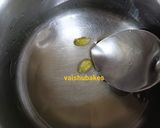 A picture of step 1 of Kashmiri Lyde.