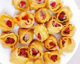 Hình bước làm 2 của món Há cảo hoa hồng