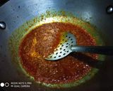 A picture of step 2 of Aloo Matar.