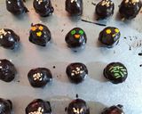Foto langkah ke 4 dari resep Bola-Bola Coklat.