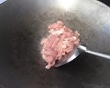 รูปขั้นตอนการทำที่ 5 ของ หมูผัดพริกแกงใต้ใส่หน่อเหรียง