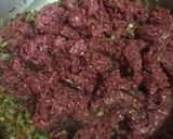 Foto del paso 3 de la receta: Pasta con carne en salsa napolitana