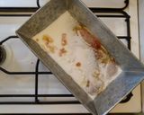 Foto del paso 7 de la receta: Budín de manzana invertido