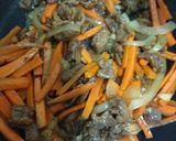 Foto langkah ke 5 dari resep Japchae (Tumis Soun Ala Korea).
