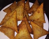 A picture of step 4 of Samosa.