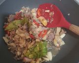 Foto langkah ke 5 dari resep Kacang panjang Daging Jamur Masak Kecap.