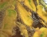 A picture of step 5 of Mix fritters (bhajiya).