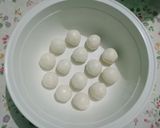 Foto langkah ke 4 dari resep Chapssal Korean Donut.