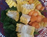Foto langkah ke 2 dari resep Sayur bening bayam jagung.